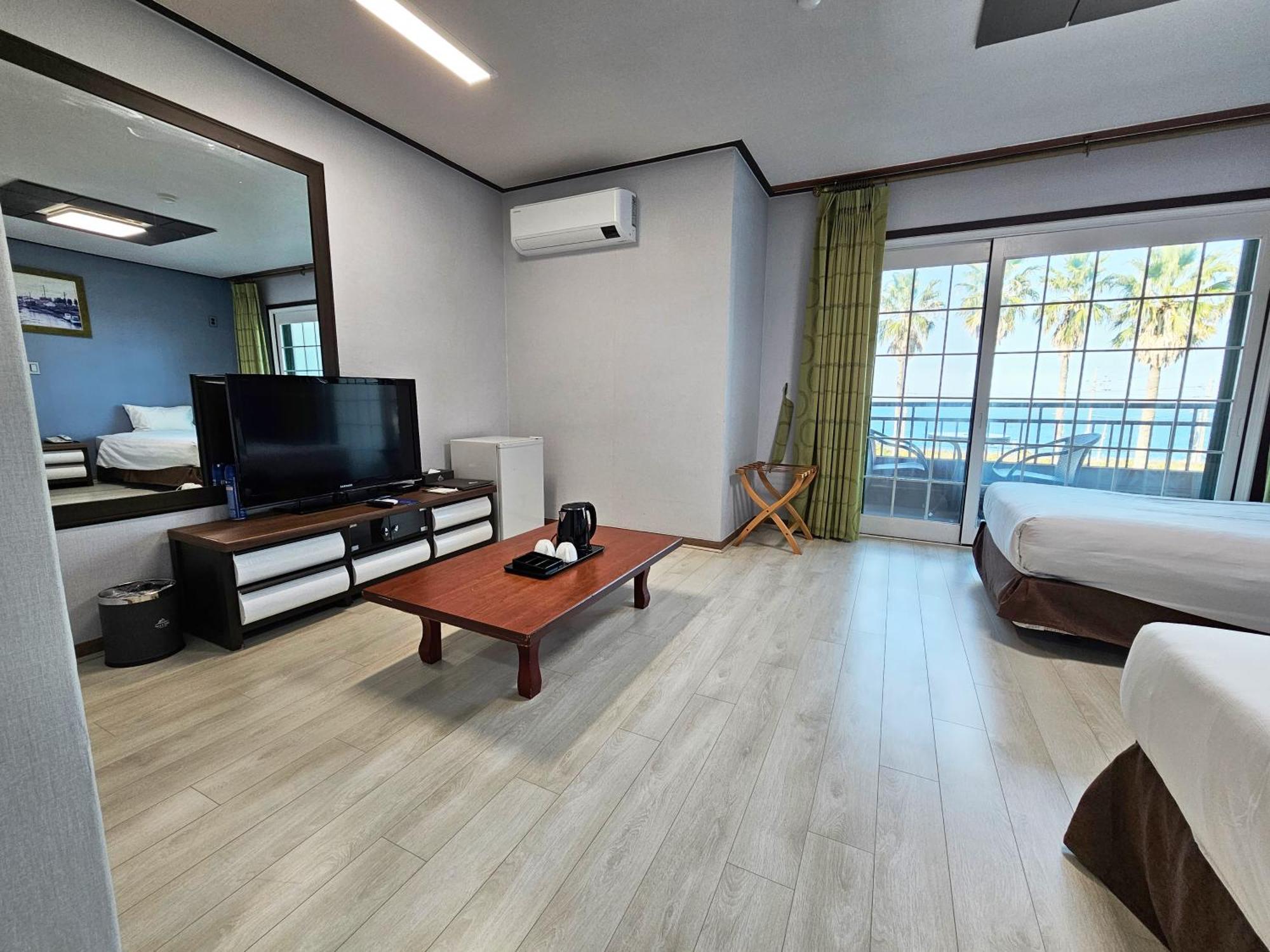 Sea Cliff Hotel Jeju Luaran gambar