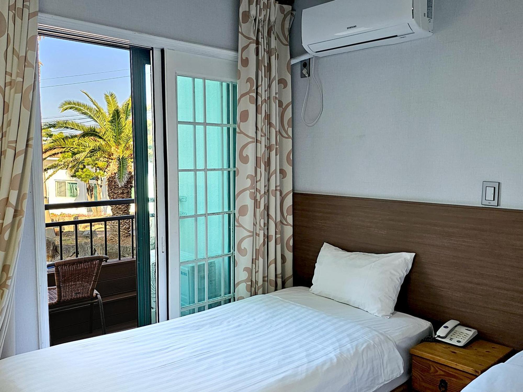 Sea Cliff Hotel Jeju Luaran gambar